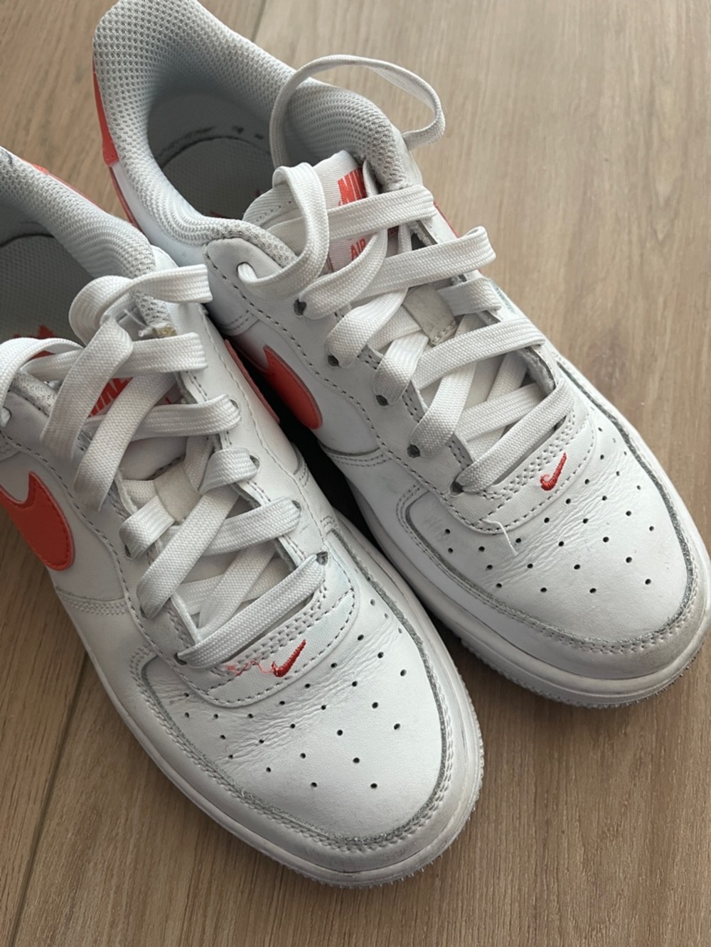 Nike Air Force 1 Big Kid - Picture 6 of 10